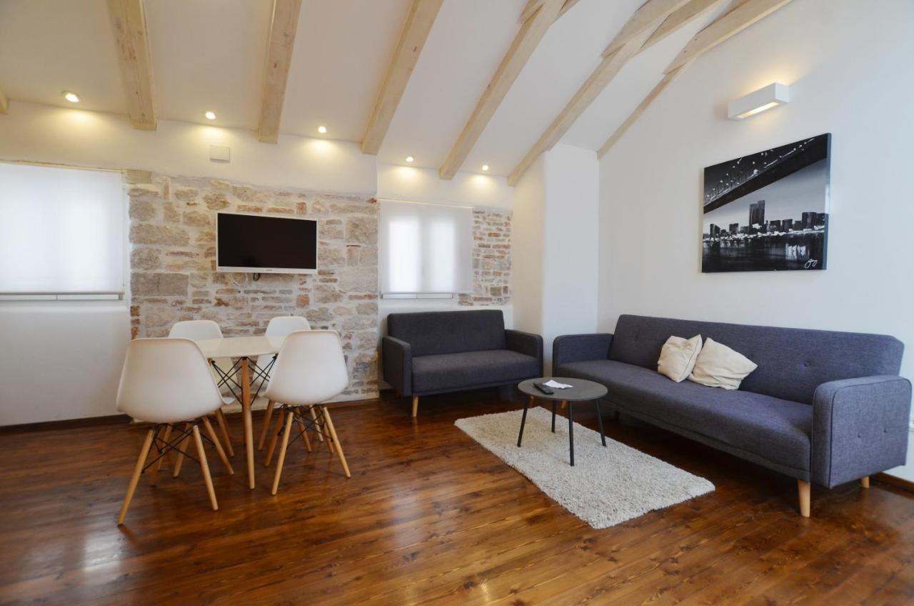 Grisia Apartments Rovinj Bagian luar foto